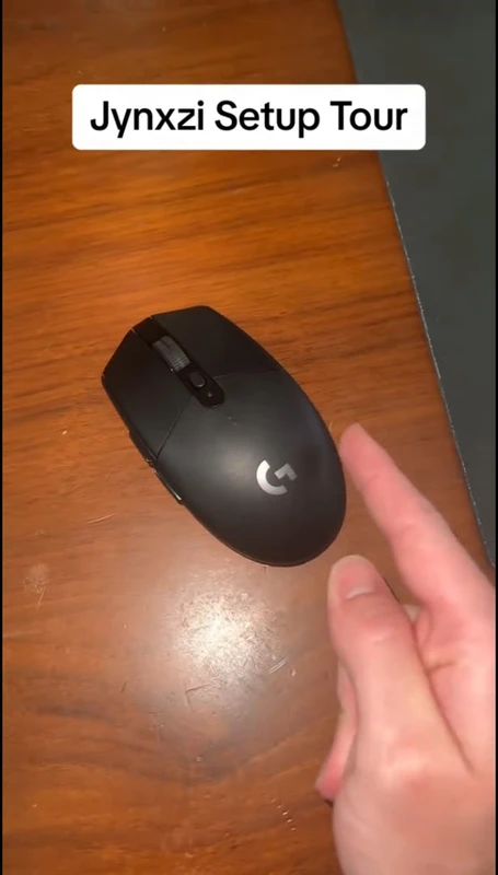 Logitech G PRO Wireless from Jynxzi Setup Tour